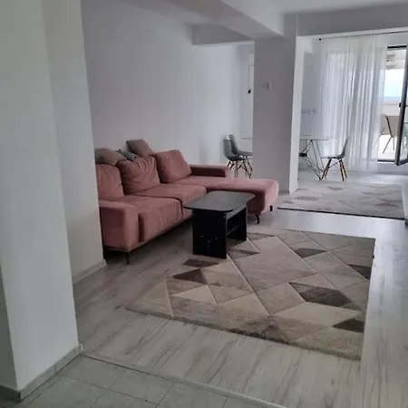 Happy クラヨーヴァ