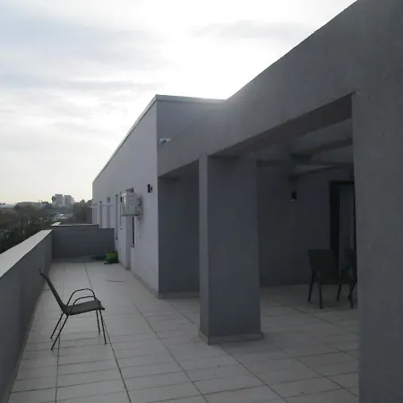 Happy * クラヨーヴァ